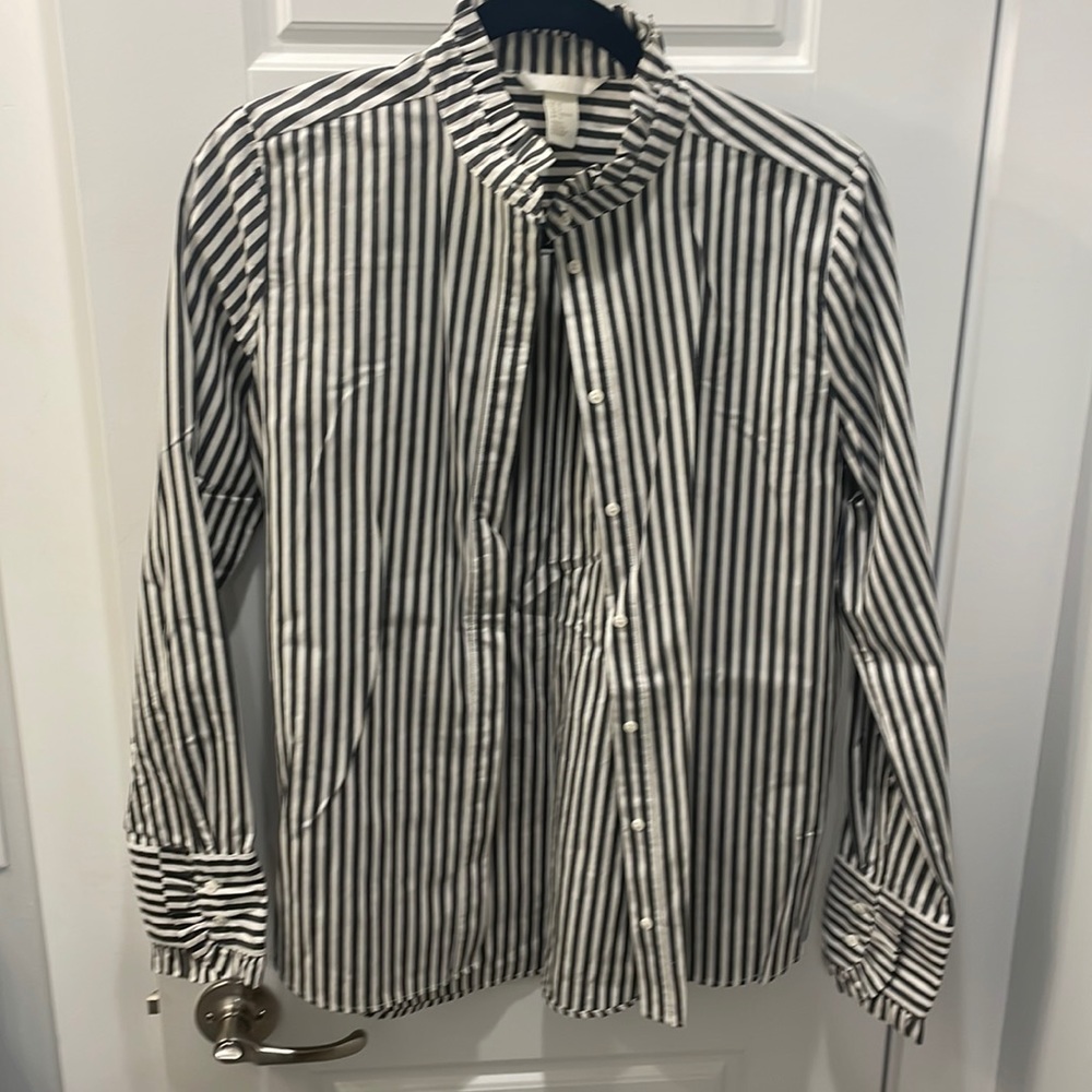H & M button down cotton button down
